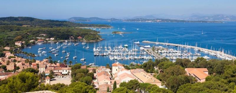 Hebergements Bateaux A Quai Porquerolles Exterior photo
